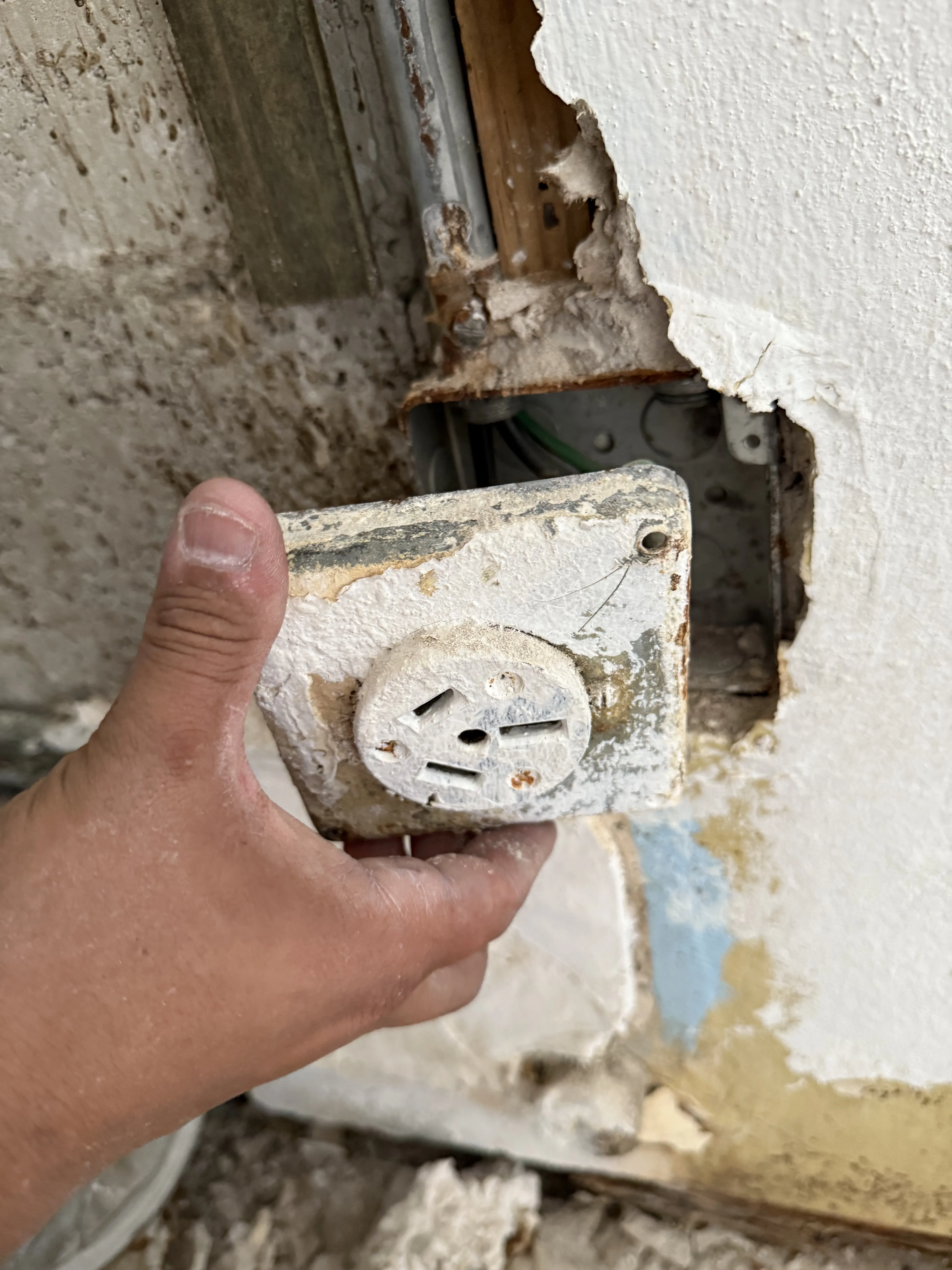 N Miami image